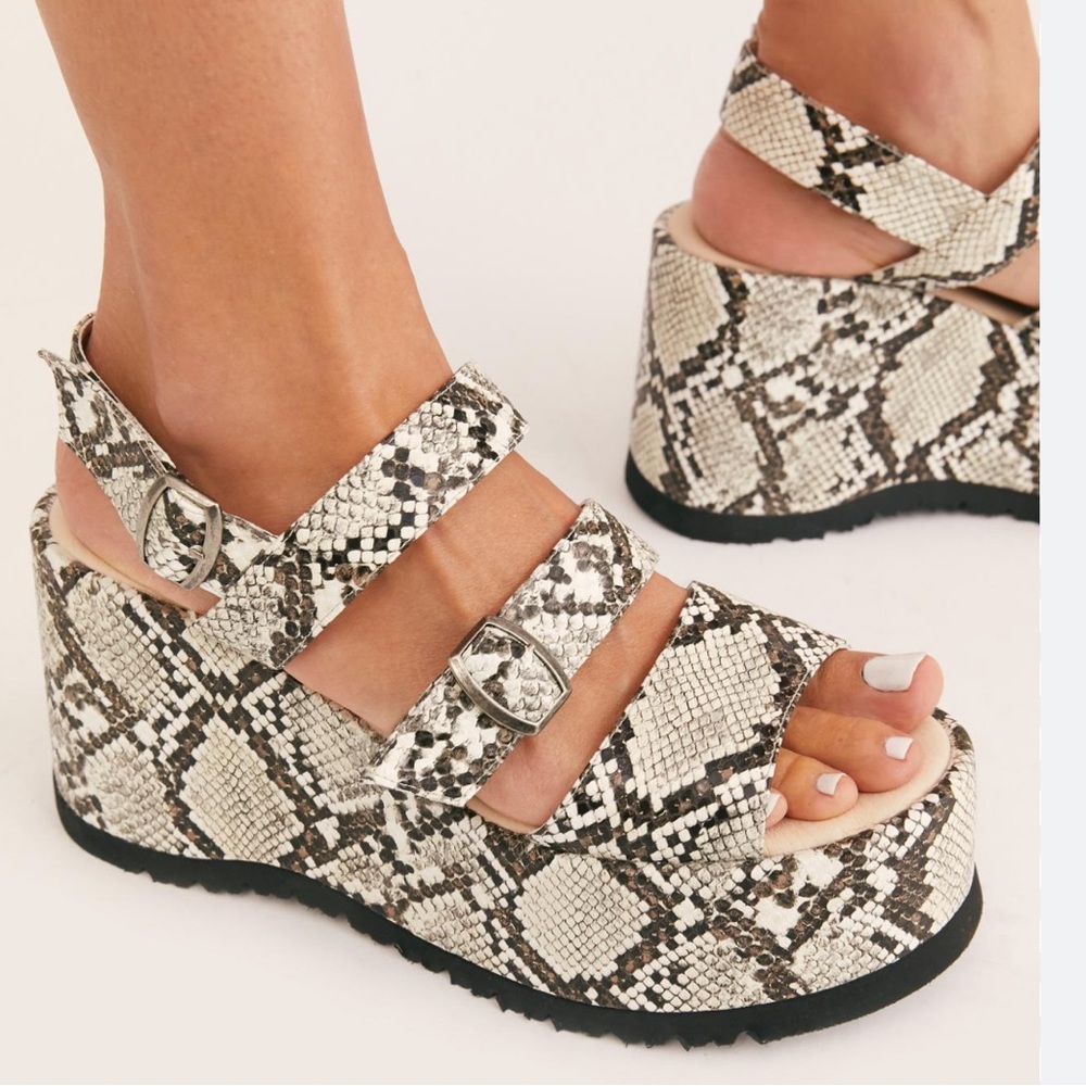Free People Chelsea Platform Sandals Sz 10